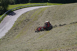 Die Heumaht in steilem Gelände